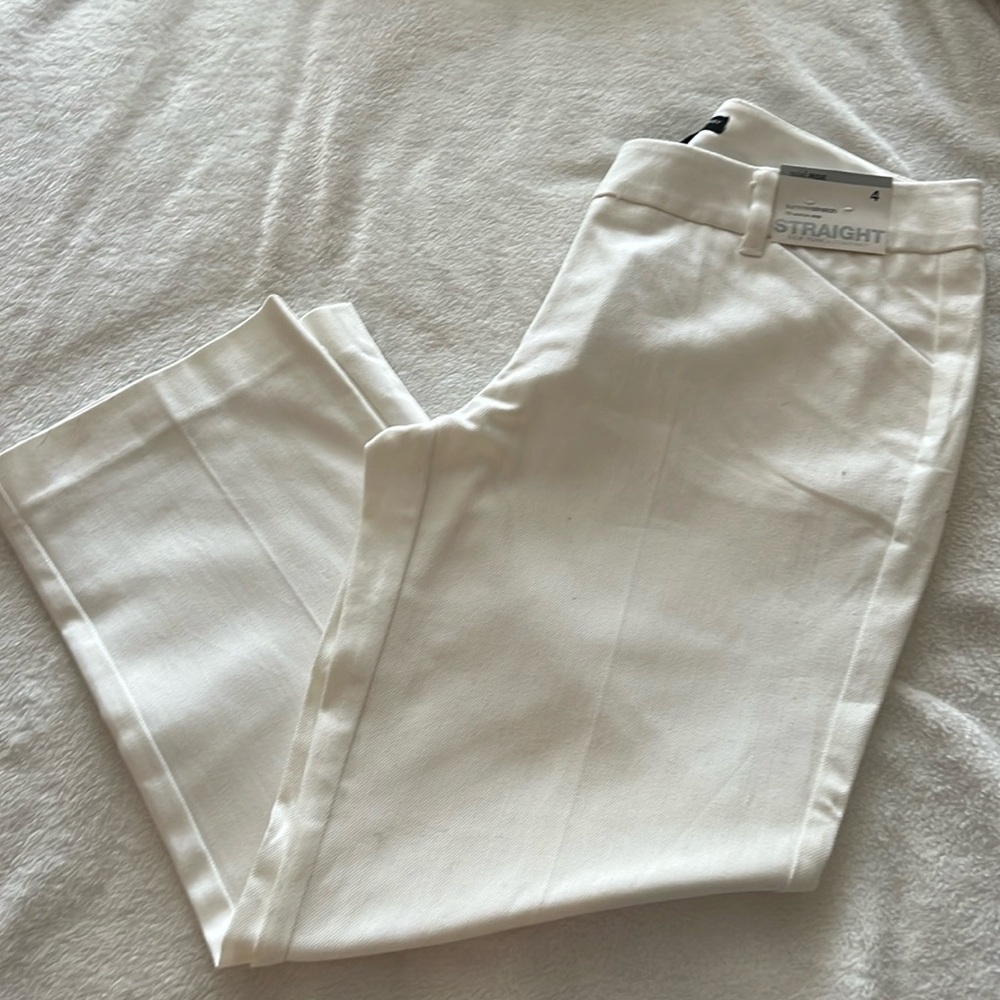 NWT NY&Company wide leg white Capri pants